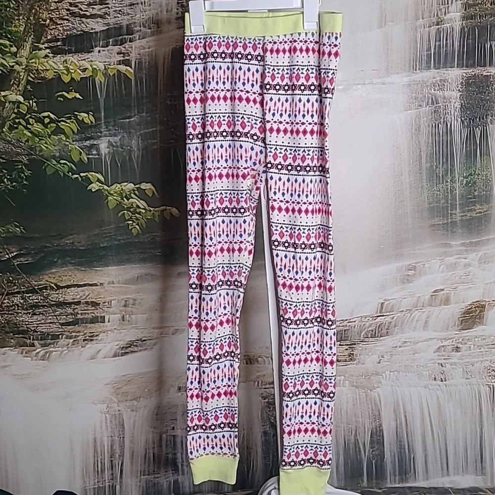 Steve Madden Womens Small Bright Colorful Warm Cozy Pajamas pants and top set